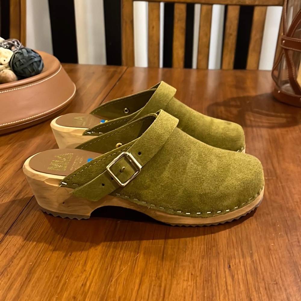 Mia Alma Lug suede Swedish Anatomisk Clogs shoes new women’s size 6 olive - Picture 3 of 15